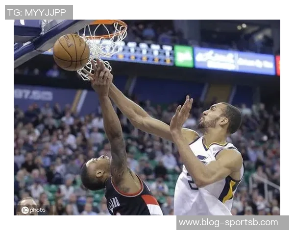 芬奇称赞戈贝尔防守能力极强认为他是联盟顶尖防守球员之一